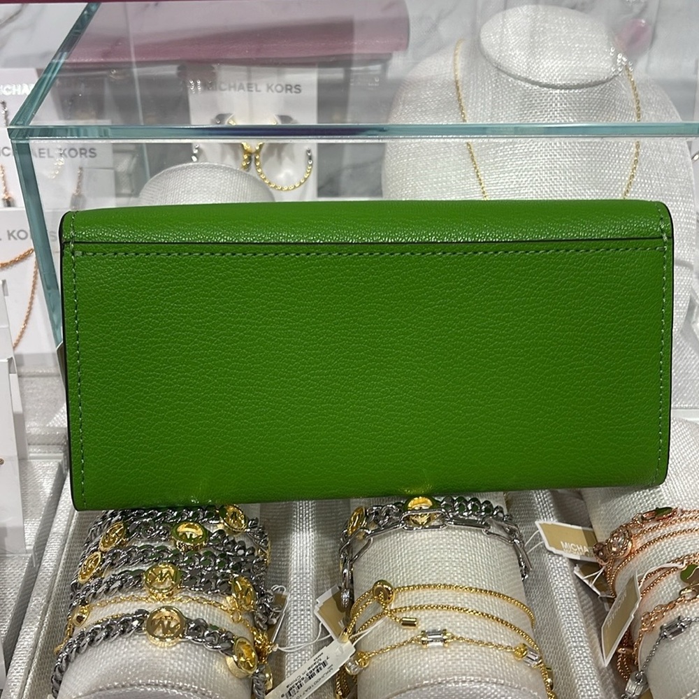 Michael Kors Hamilton Large Leather Flap Continental Wallet
Jungle Green 
NWT - Picture 16 of 16